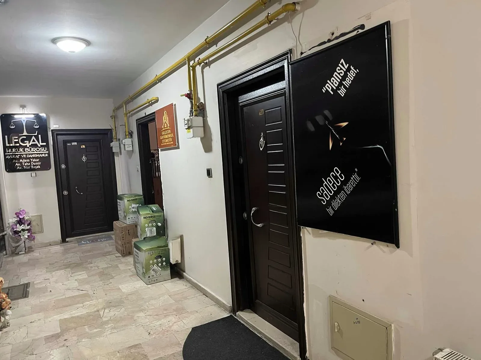 Yakutiye Lalapaşa'da 80 m² Kiralık İş Yeri - Fotoğraf 11