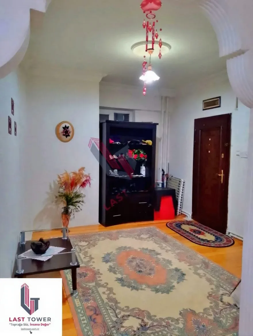 180M² ERZURUM SATILIK 3+1 DAİRE YAKUTIYE SİTE İÇİ