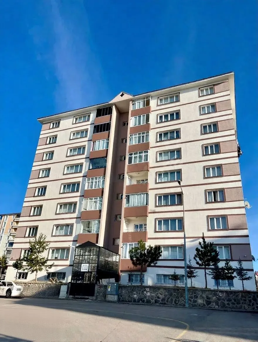 ERZURUM KİRALIK MERKEZİ ISITMALI 3+1 DAİRE | 175M² YAKUTIYE