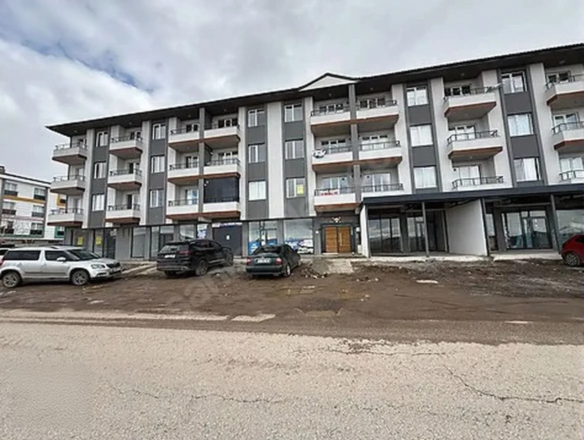 ERZURUM KİRALIK 1+1 DAİRE ARA/3 KAT 45M² AZIZIYE