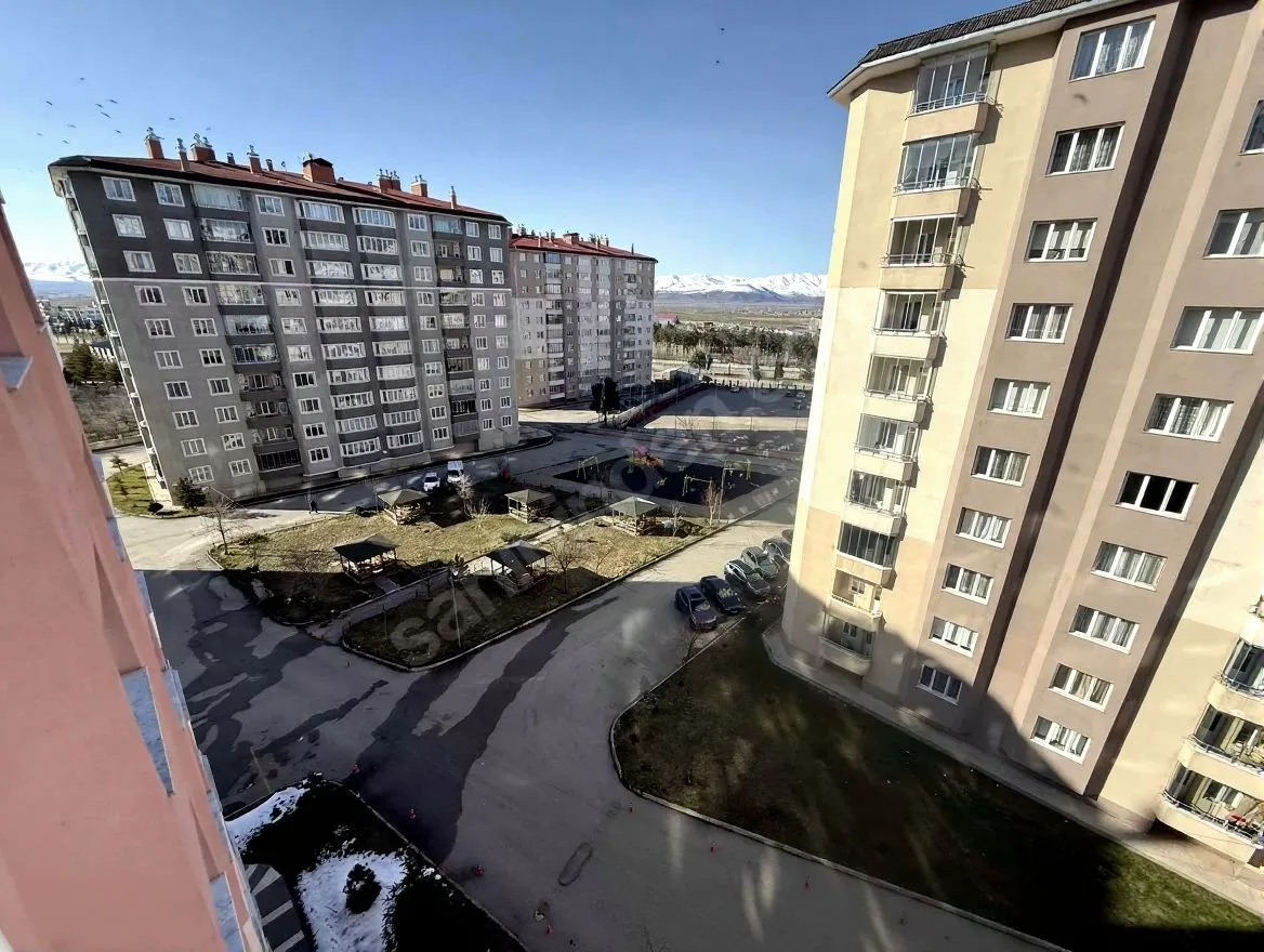 ERZURUM YAKUTIYE KİRALIK 4+1 DAİRE 220M² MERKEZİ ISITMALI - Fotoğraf 11