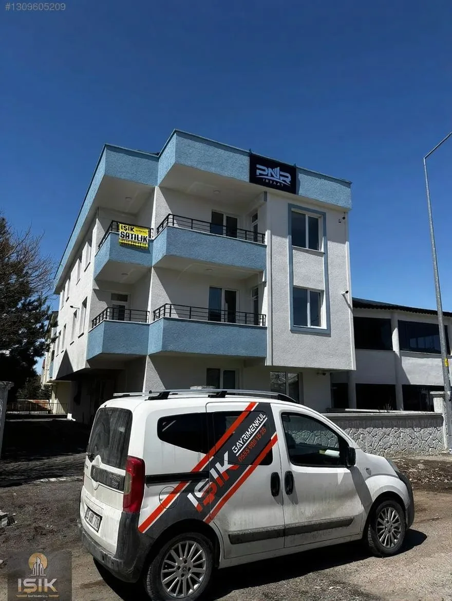 1+1 SATILIK DAİRE ERZURUM/AZIZIYE 40M² ARA/3