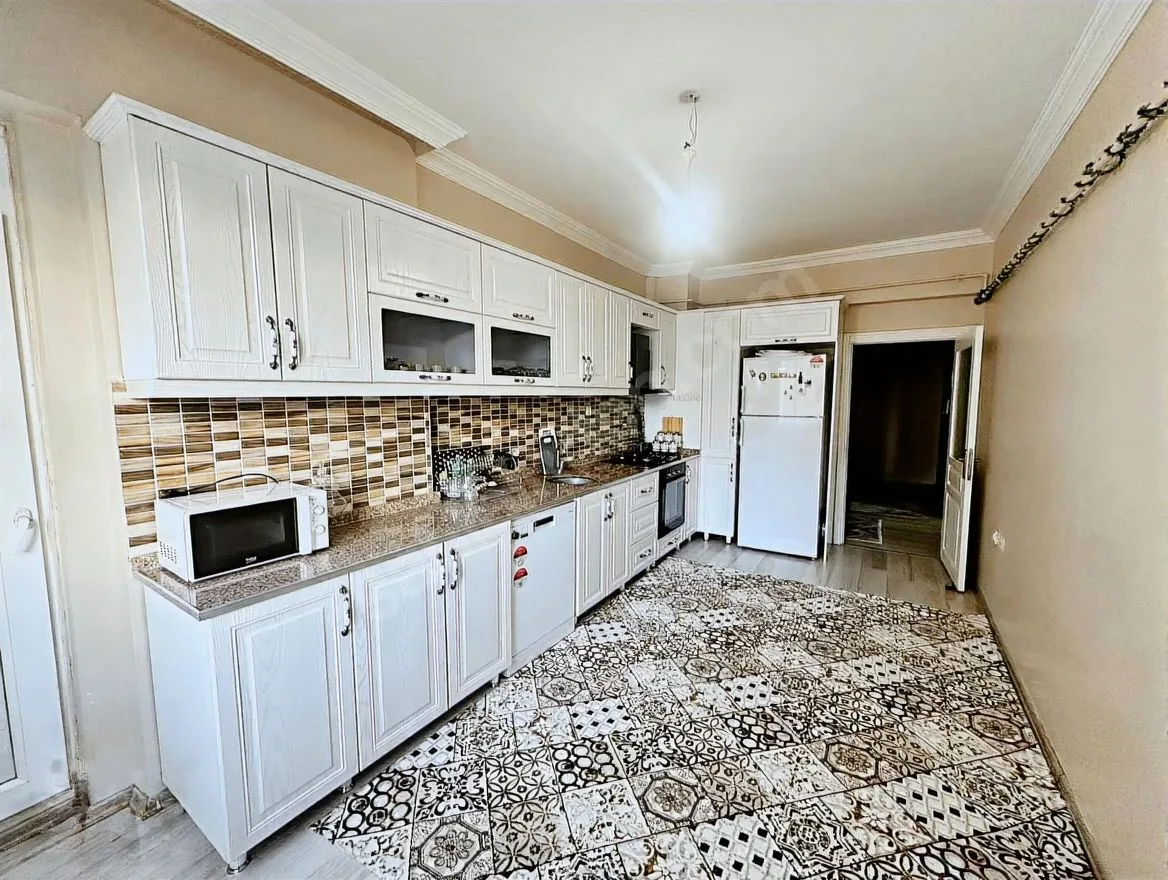 150M² ERZURUM SATILIK 3+1 DAİRE YAKUTIYE MERKEZİ ISITMALI