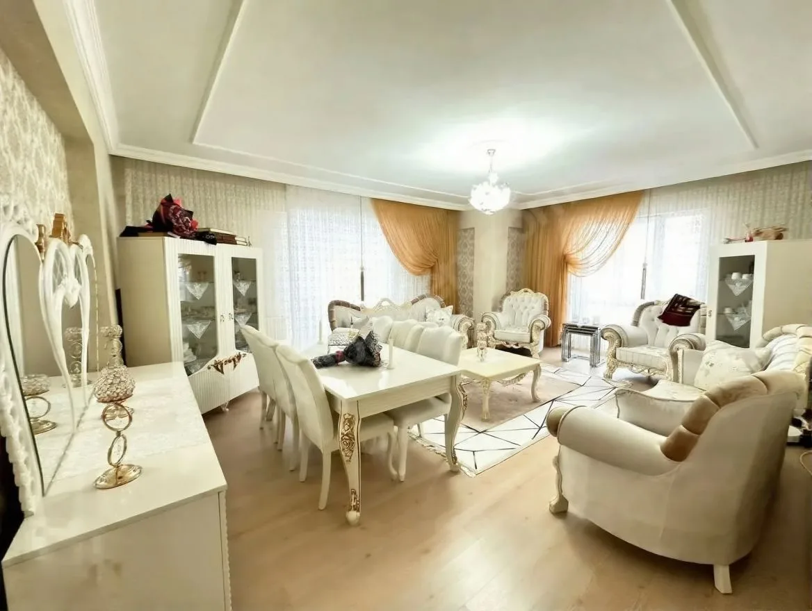 ERZURUM YAKUTIYE SATILIK 3+1 DAİRE KURTULUŞ MH. 150M²