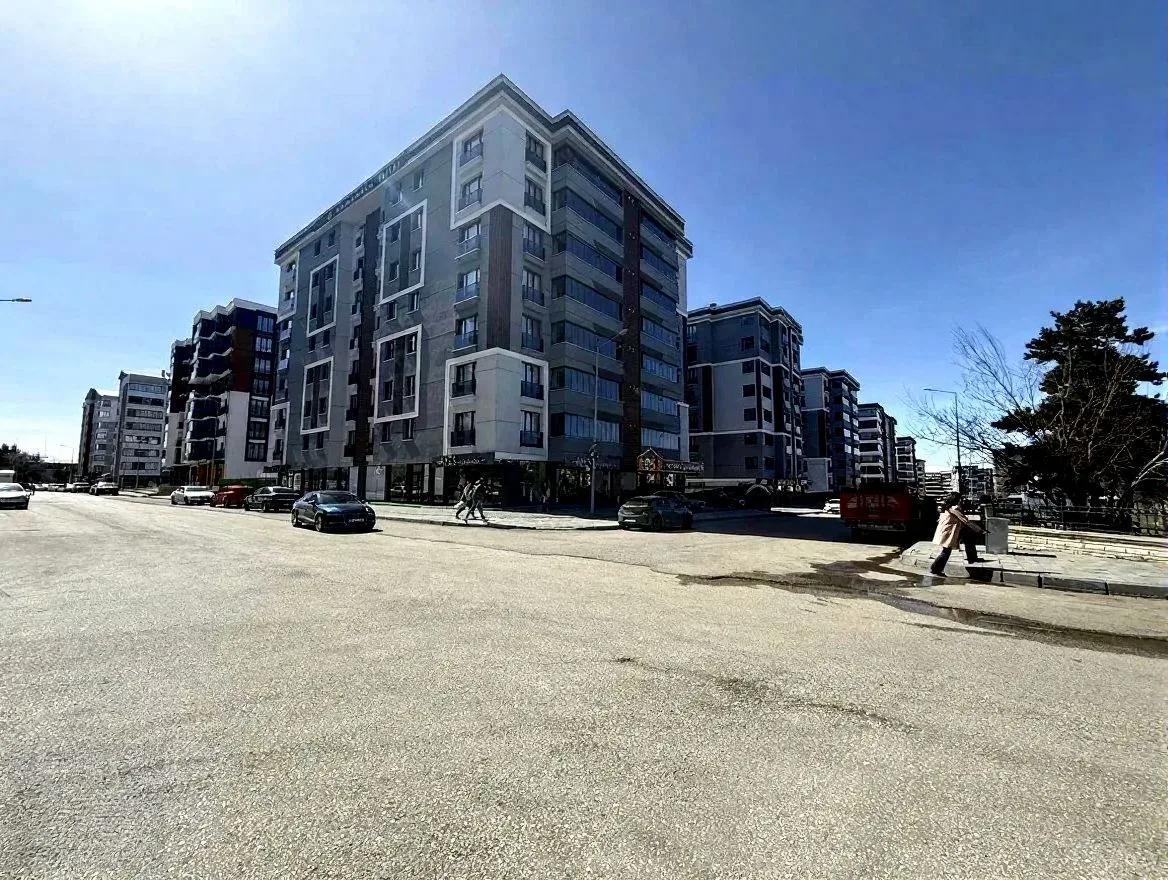 4+1 SATILIK DAİRE ERZURUM/YAKUTIYE 149M² ARA/7