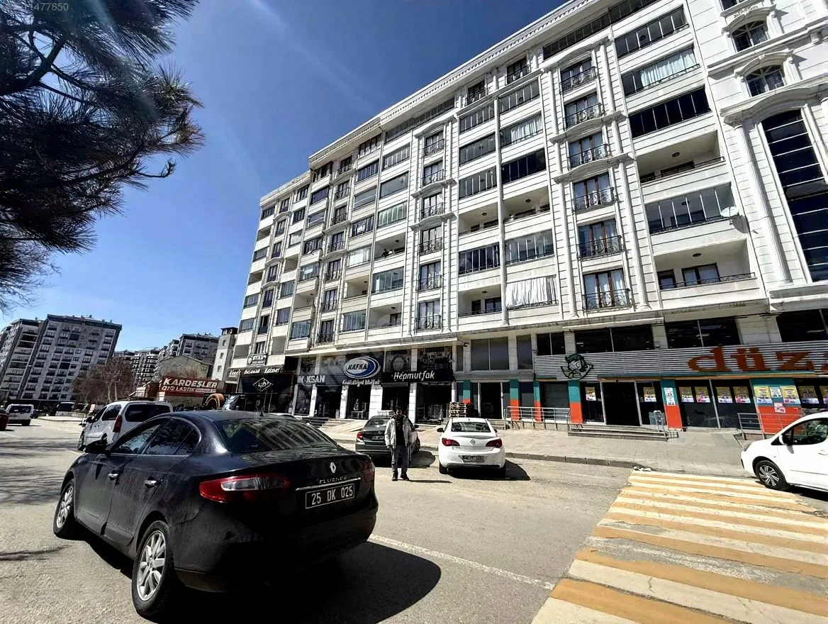 ERZURUM SATILIK MERKEZİ ISITMALI 3+1 DAİRE | 145M² YAKUTIYE