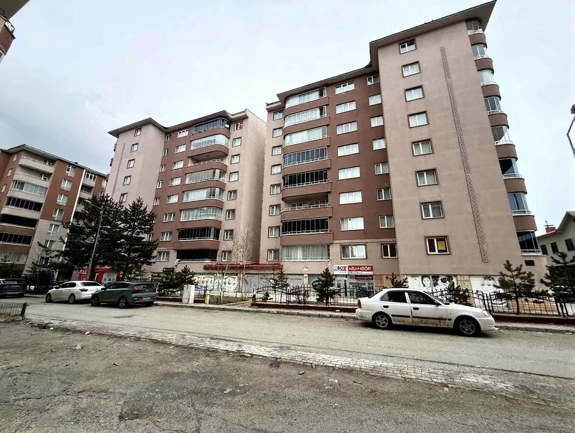 ERZURUM PALANDÖKEN SATILIK 3+1 DAİRE 170M² ASANSÖRLÜ