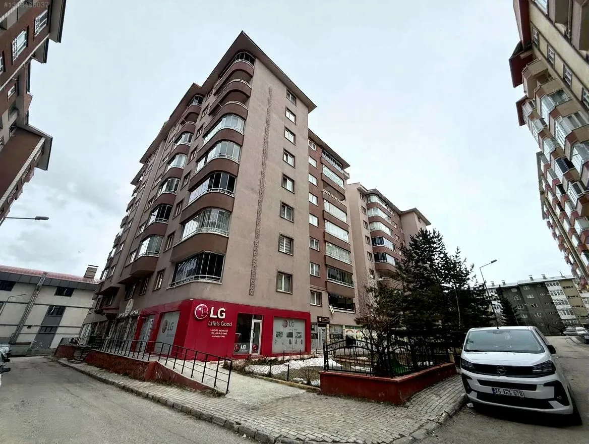 ERZURUM PALANDÖKEN SATILIK 3+1 DAİRE 170M² ASANSÖRLÜ