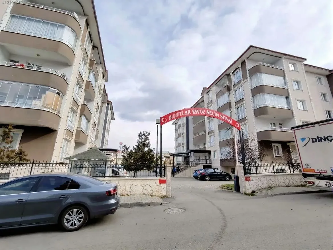 185M² ERZURUM SATILIK 3+1 DAİRE YAKUTIYE MERKEZİ ISITMALI