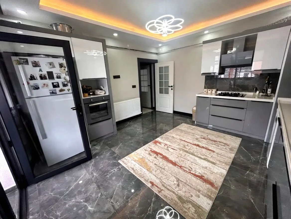 160M² ERZURUM SATILIK 4+1 DAİRE PALANDÖKEN YENİ