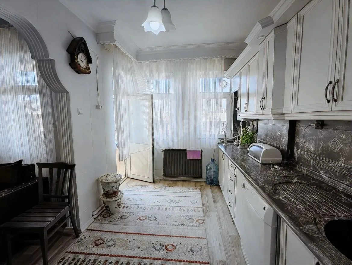 145M² ERZURUM SATILIK 3+1 DAİRE PALANDÖKEN SİTE İÇİ
