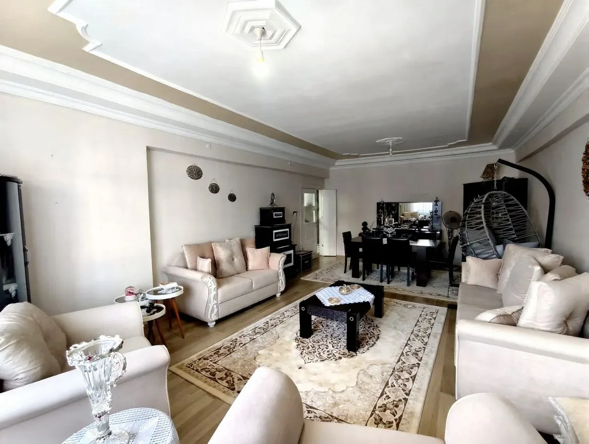 ERZURUM SATILIK 3+1 DAİRE 180M² PALANDÖKEN ÇATI KATI
