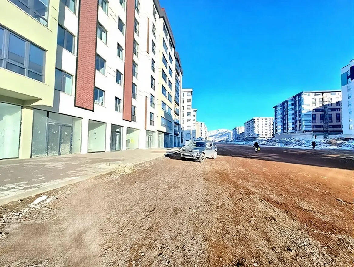 ERZURUM YAKUTIYE KURTULUŞ MH. SATILIK DÜKKAN 450M² - Fotoğraf 14