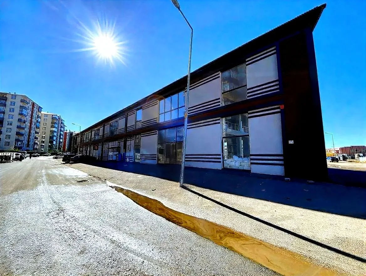 ERZURUM YAKUTIYE KURTULUŞ MH. SATILIK DÜKKAN 450M²