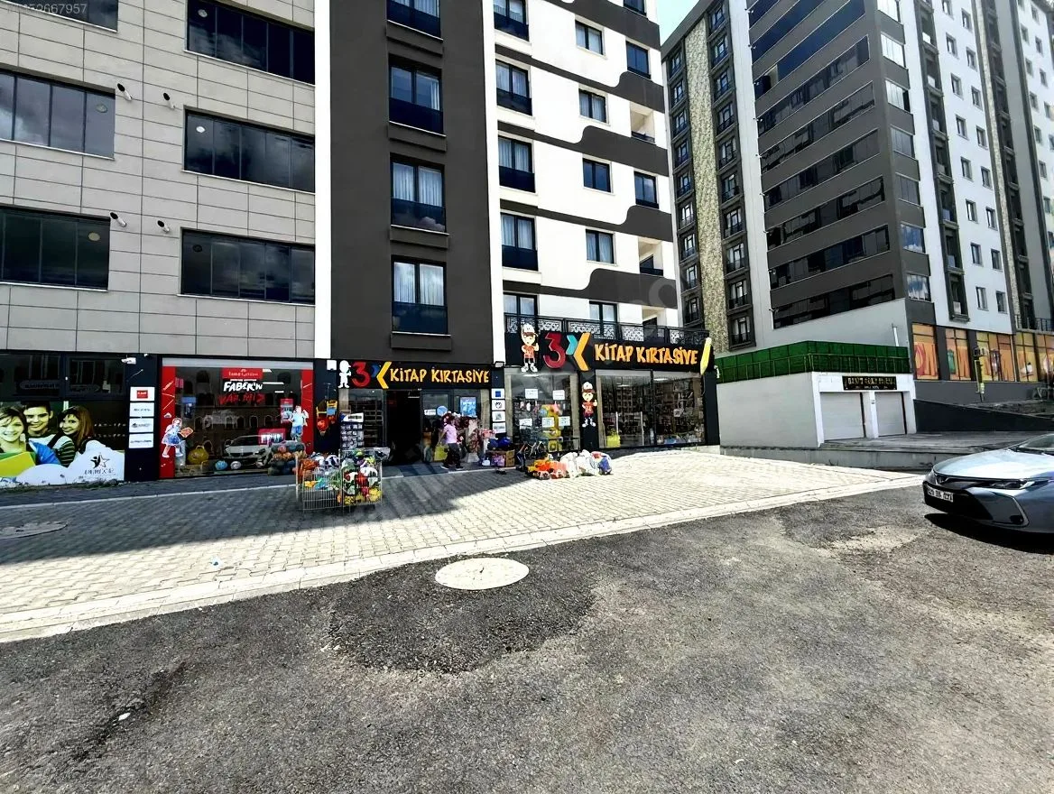 ERZURUM PALANDÖKEN HÜSEYIN AVNI ULAŞ MH. SATILIK DÜKKAN 450M²