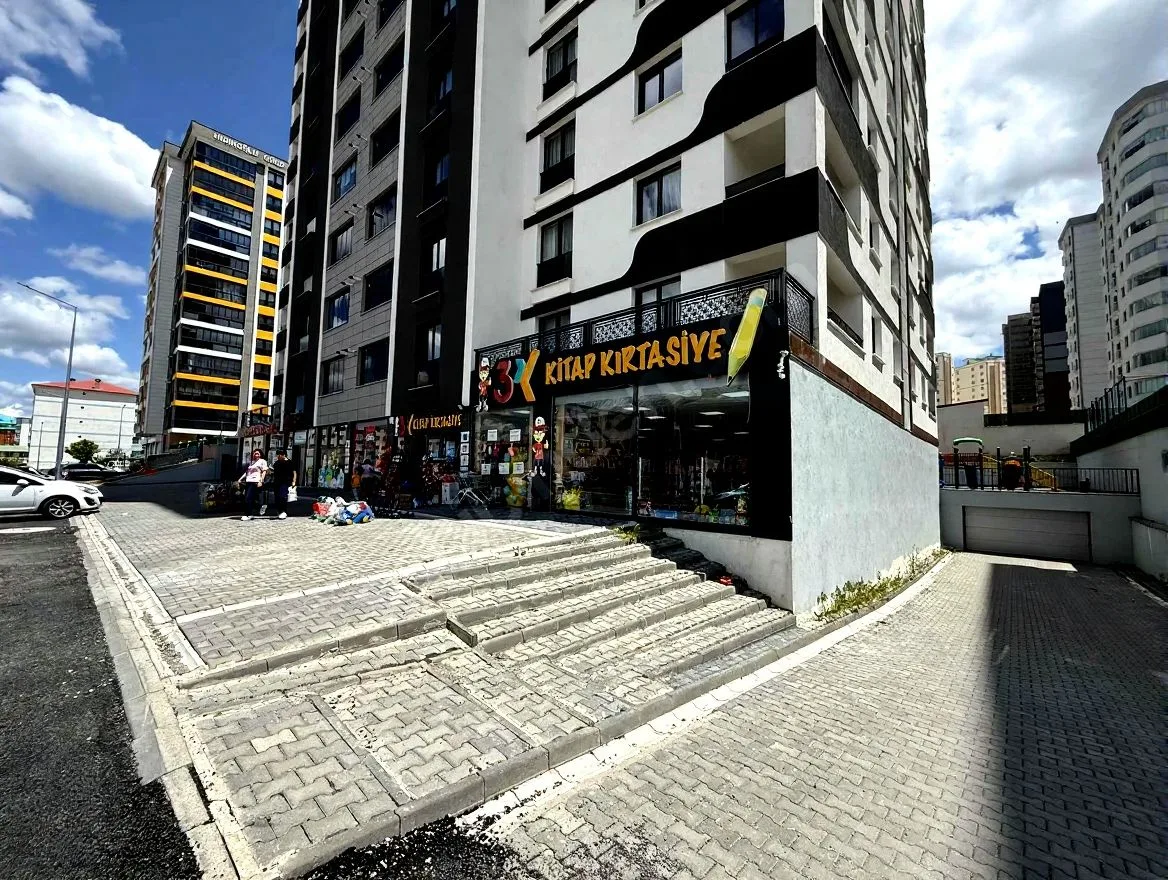 ERZURUM PALANDÖKEN HÜSEYIN AVNI ULAŞ MH. SATILIK DÜKKAN 450M² - Fotoğraf 6