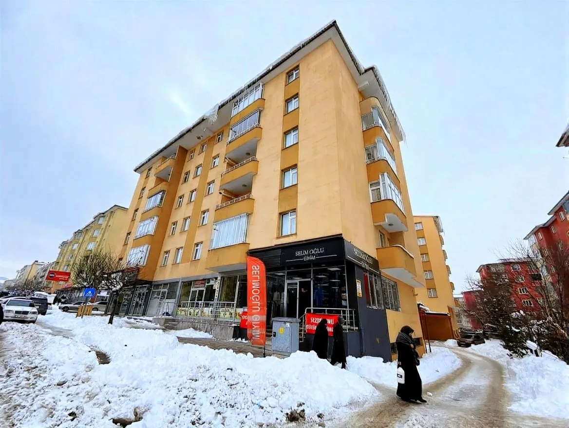 SATILIK DÜKKAN ERZURUM YAKUTIYE ŞÜKRÜPAŞA MH. 210M²