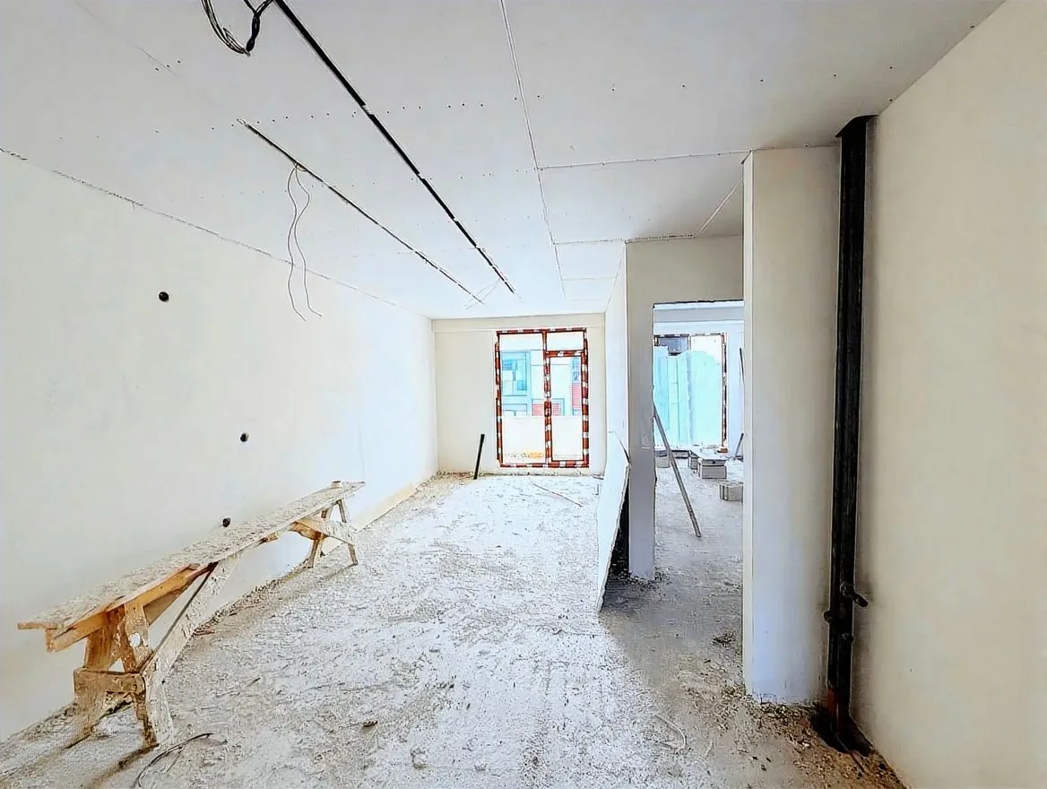 1+1 SATILIK DAİRE ERZURUM/AZIZIYE 46M² ÇATI KATI - Fotoğraf 6