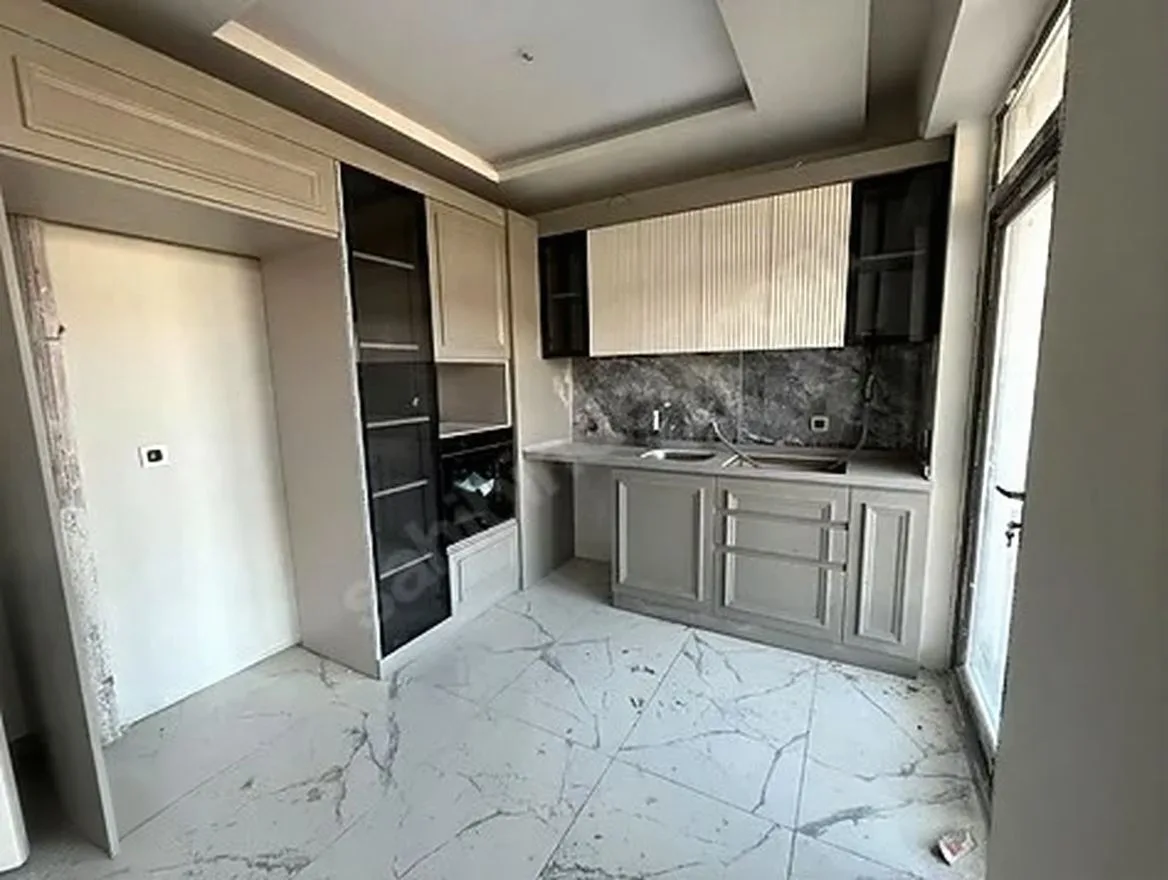 ERZURUM SATILIK 2+1 DAİRE ARA/6 KAT 70M² YAKUTIYE - Fotoğraf 7