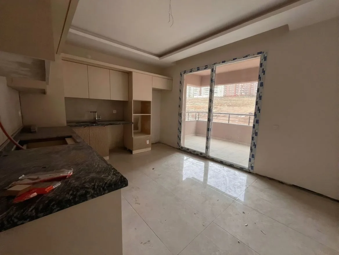 ERZURUM YAKUTIYE SATILIK 3+1 DAİRE KURTULUŞ MH. 125M² - 4