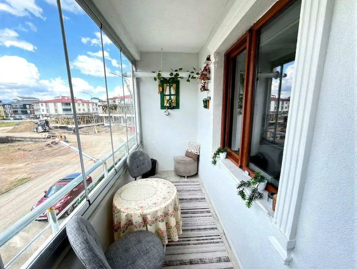 ERZURUM SATILIK 3+1 DAİRE ARA/3 KAT 135M² AZIZIYE - Fotoğraf 6