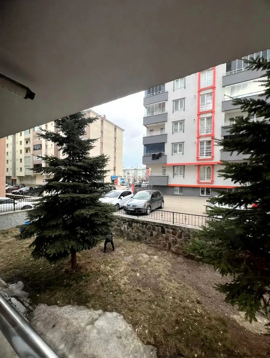 ERZURUM SATILIK 3+1 DAİRE | YAKUTIYE 120M² MERKEZİ ISITMALI - Fotoğraf 23