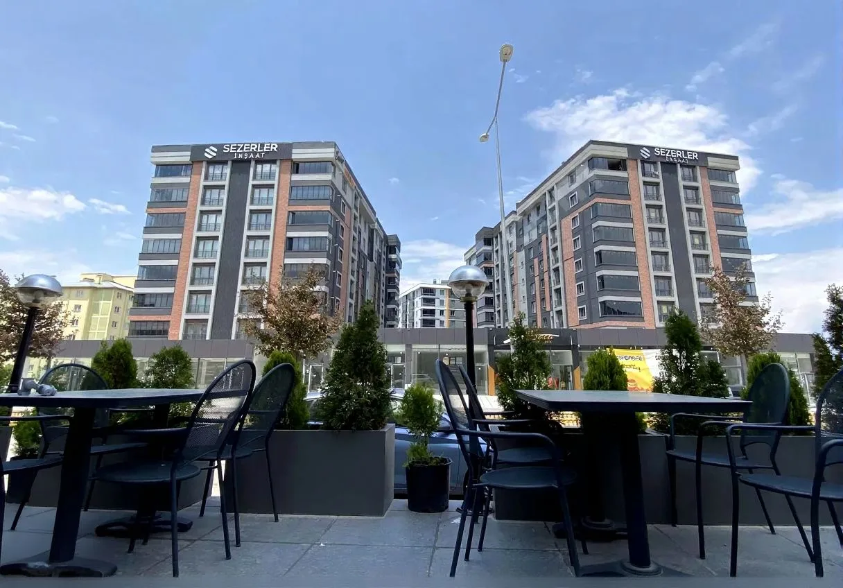 ERZURUM PALANDÖKEN HÜSEYIN AVNI ULAŞ MH. SATILIK DÜKKAN 195M²
