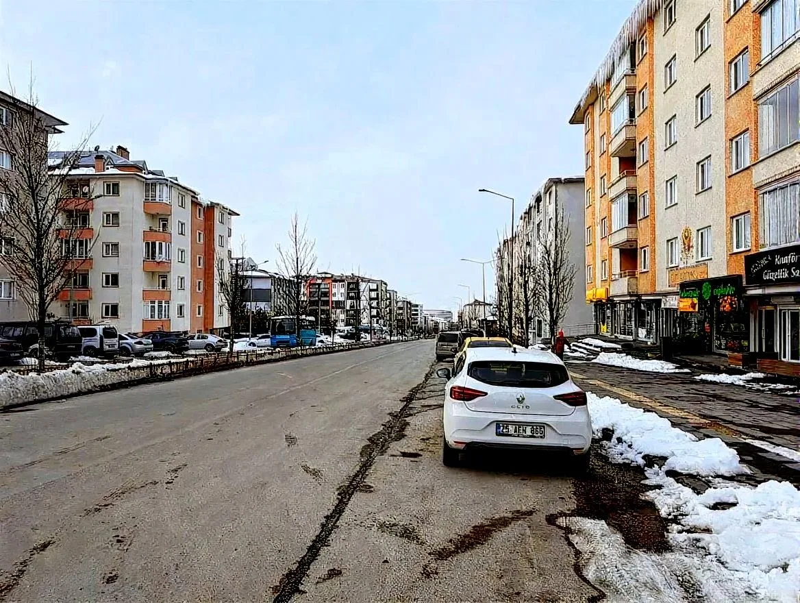 120M² KİRALIK DÜKKAN ERZURUM PALANDÖKEN HÜSEYIN AVNI ULAŞ MH. - Fotoğraf 11