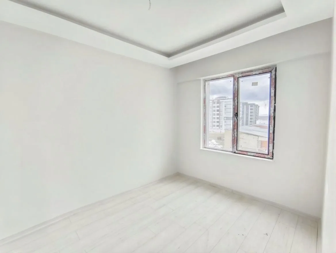 ERZURUM YAKUTIYE SATILIK 1+1 DAİRE ÖMER NASUHI BILMEN MH. 40M² - Fotoğraf 6